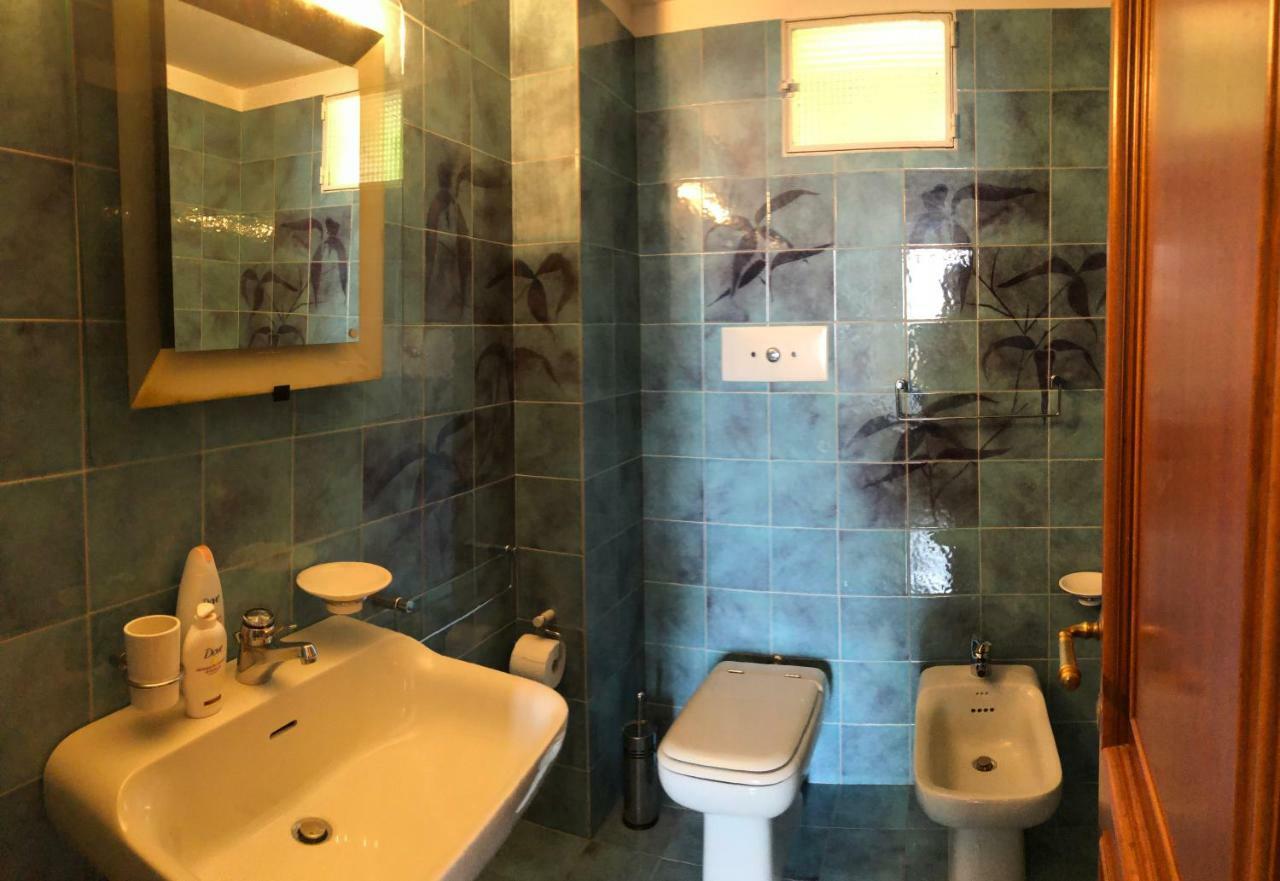 Portofino Seaview Apartment, 50 Meters From The Beach, Free Parking, Air Conditioning Параджи Экстерьер фото